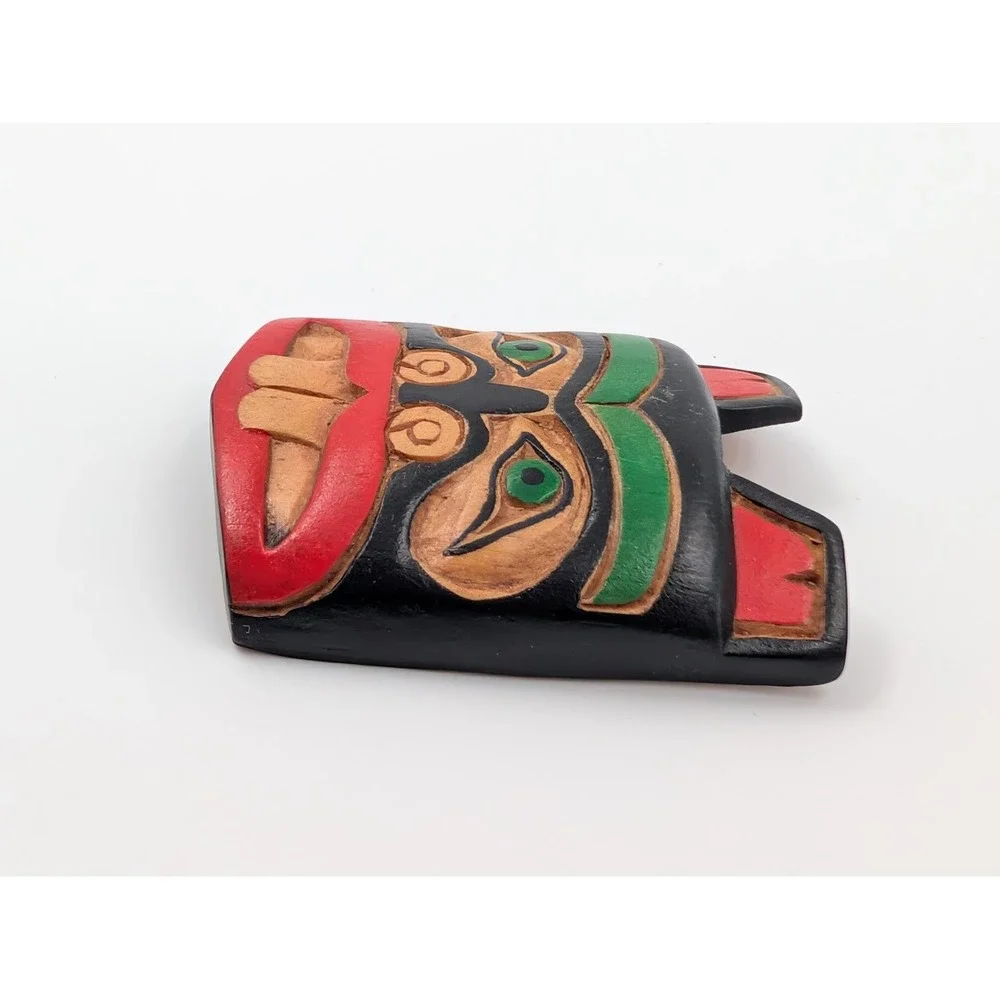 Artie George Signed Beaver Mask Brooch Carved Yellow Cedar Salish‎ First Nations